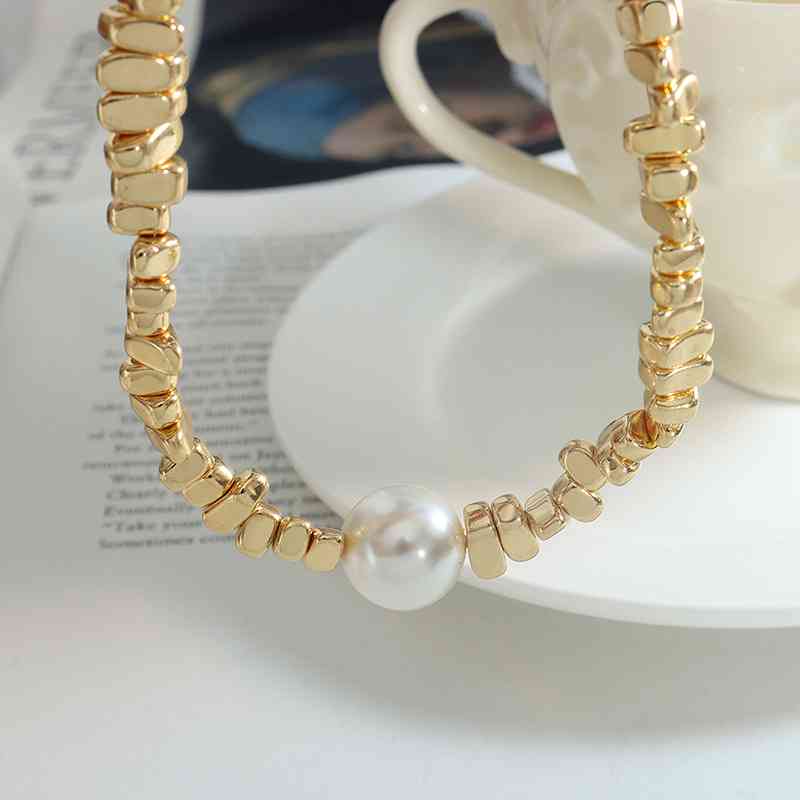 Pearl Geometric Bead Necklace