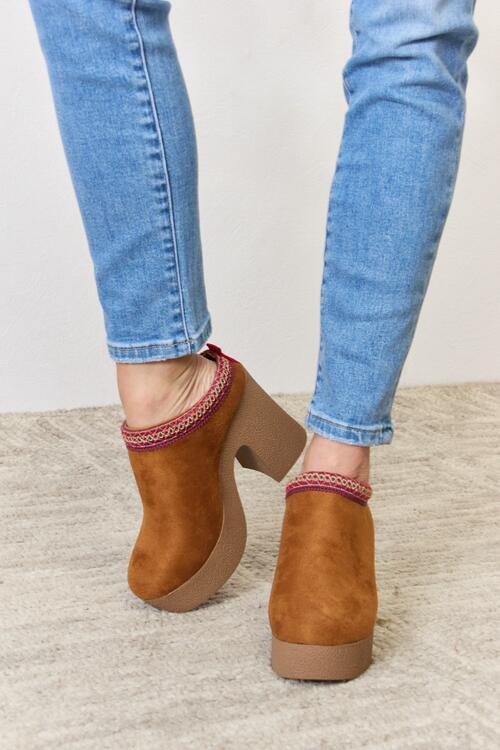 Legend Footwear Platform Suede Clog Heel